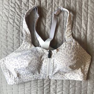 VS sport bra/Snow leopard